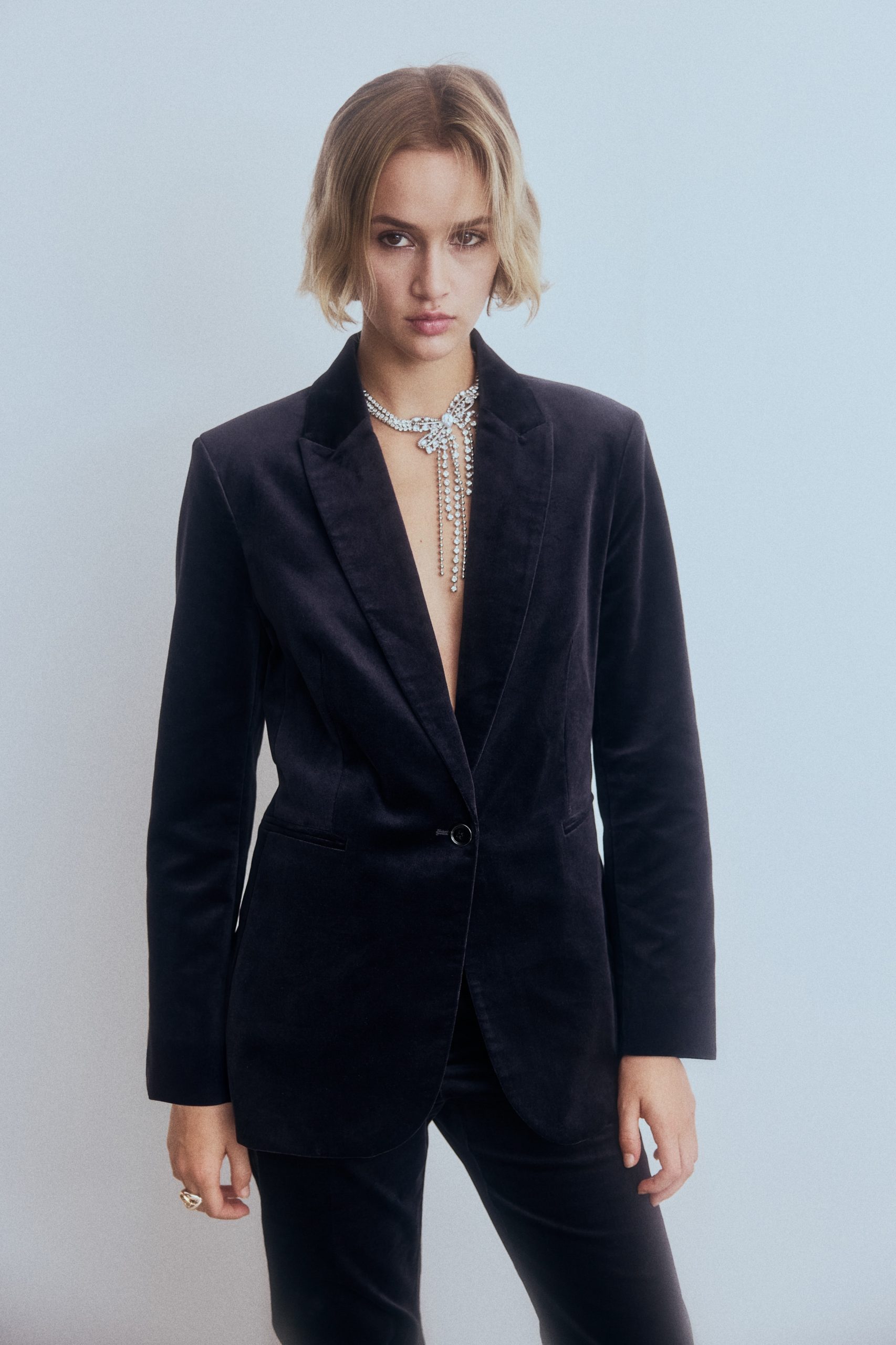 blazer-bleu-marine-femme-916mzo-1.jpg Blazer à fermeture droite Bleu marine FEMME | H&M FR – Image 1