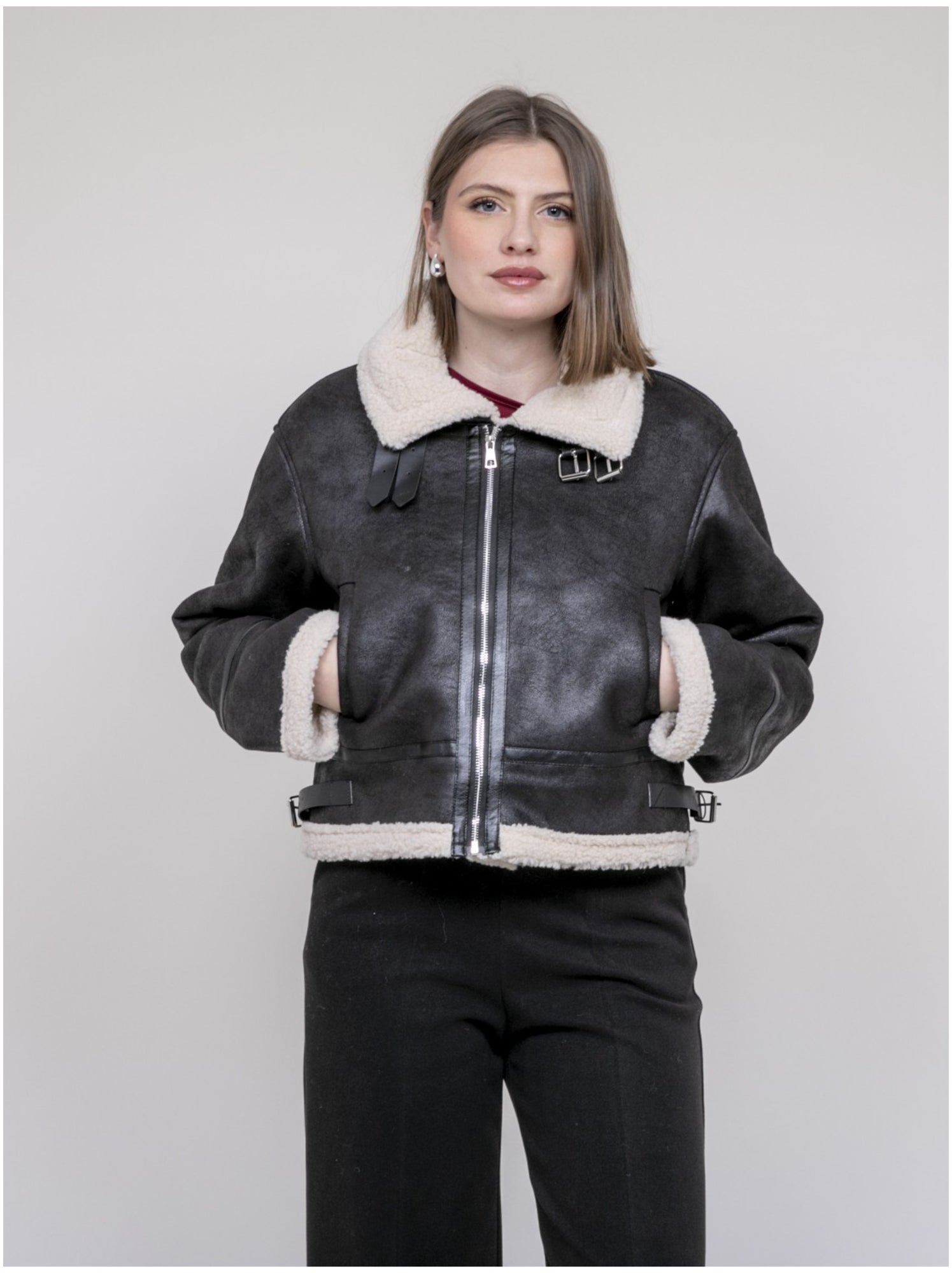blouson-aviateur-femme-713knd-1.jpg Blouson aviateur UDANE Noir Femme 52.49€ Kiabi – Image 1