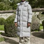 Doudoune longue à motif répétitif