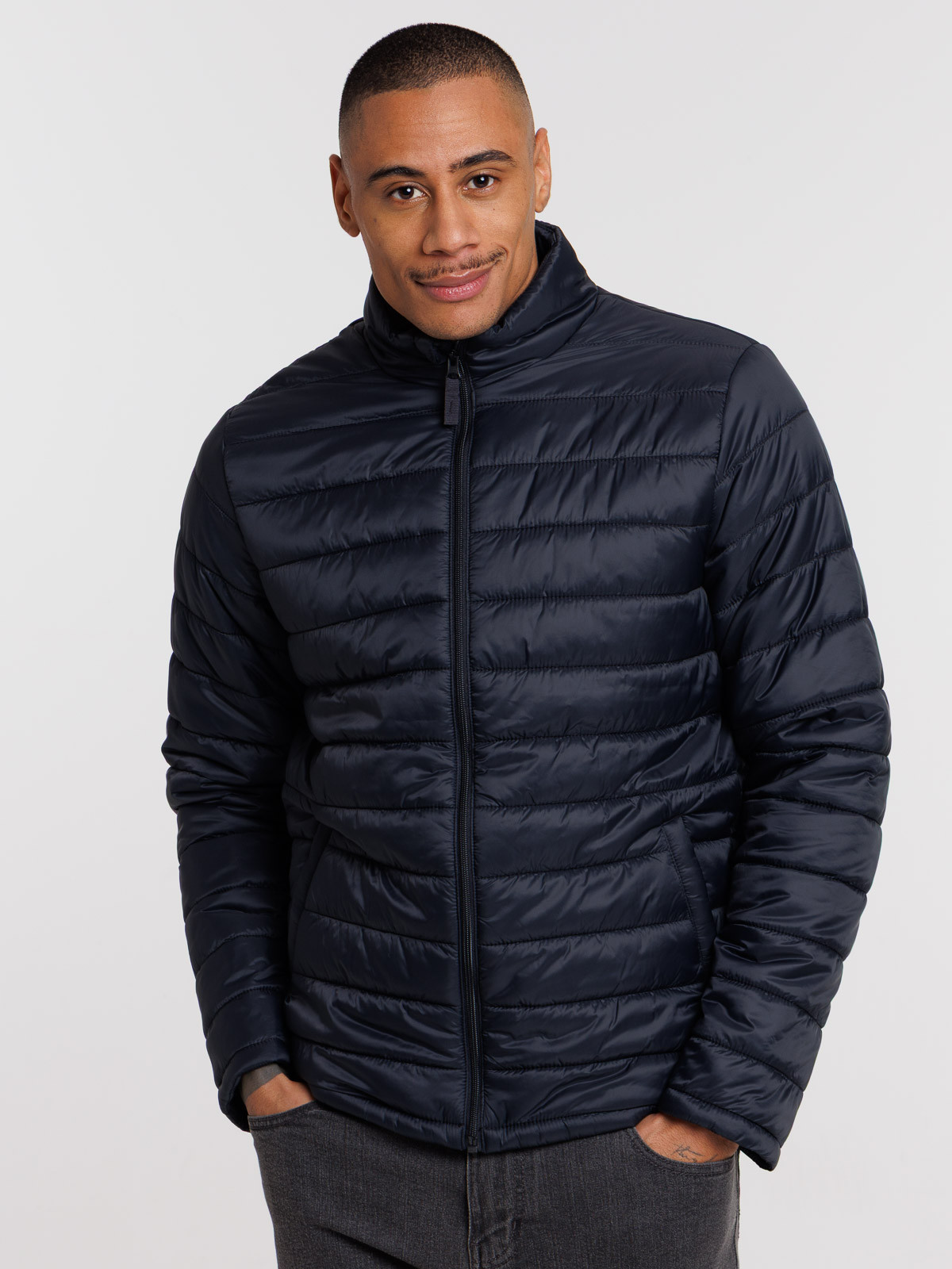 doudoune-noir-277ihl-1.jpg Doudoune légère noire homme – Image 1