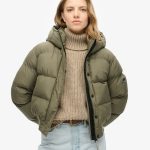 Doudoune à capuche Sportsvert olive poudré pour Femme | Superdry FR