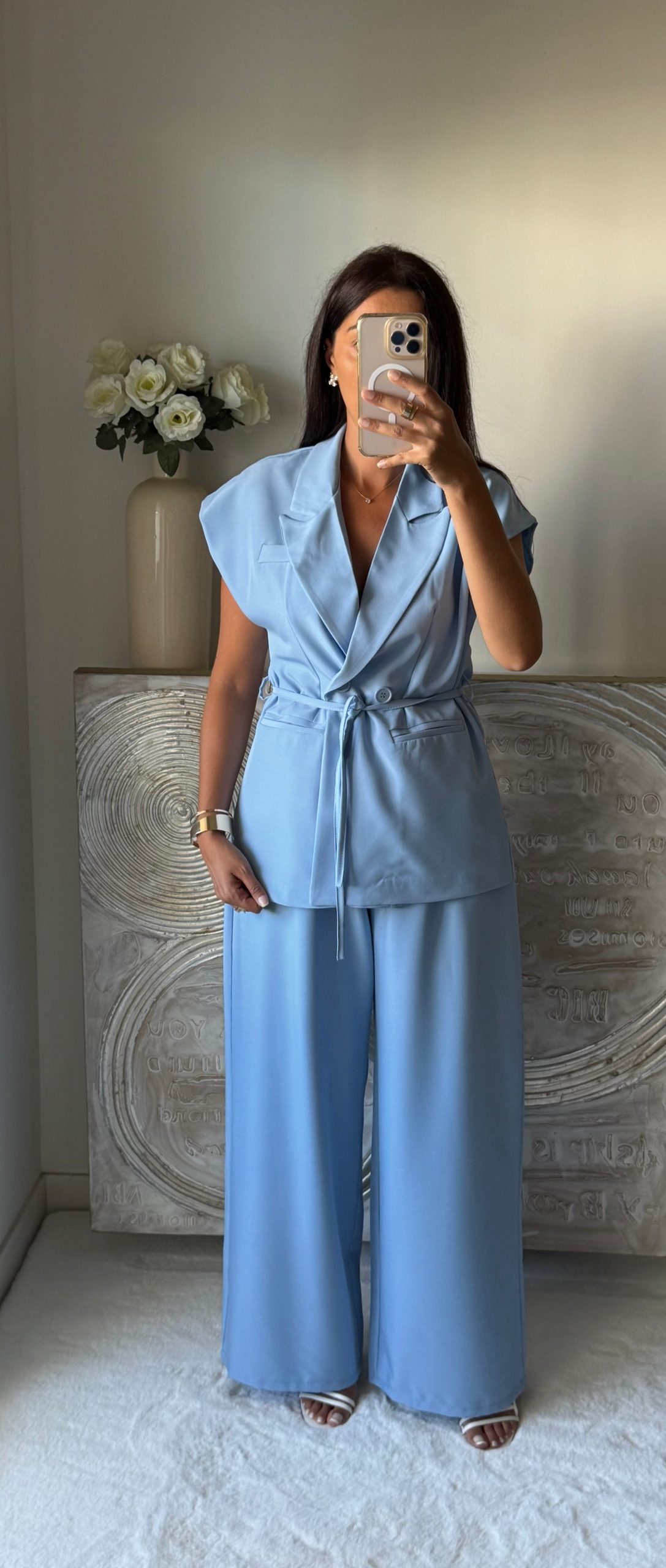 ensemble-blazer-334nsc-1.jpg Ensemble blazer et pantalon Leila bleu ciel – Image 1