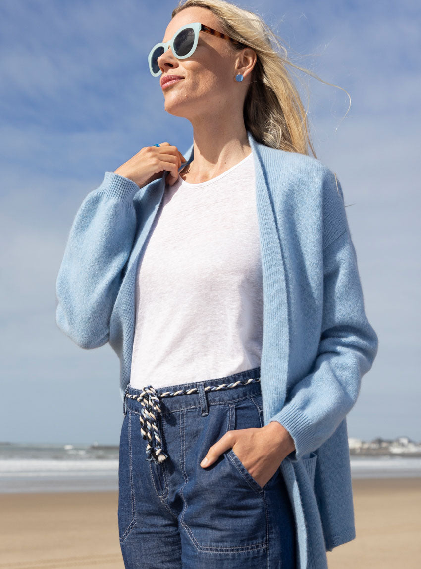 gilet-long-femme-154tpc-1.jpg Gilet long femme en laine recyclée bleu MAISON SOLFIN Marques de France – Image 1