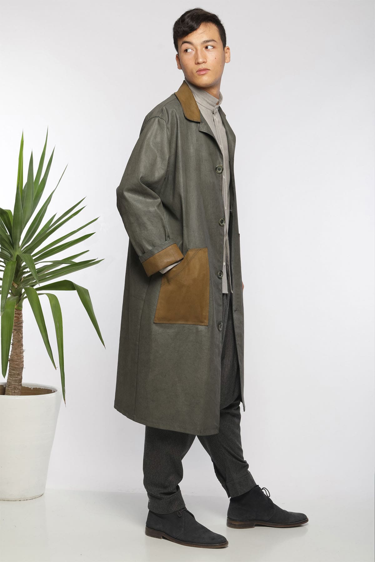 impermeable-homme-197pef.jpg Imperméable long pour homme Olive trench coat – Image 1