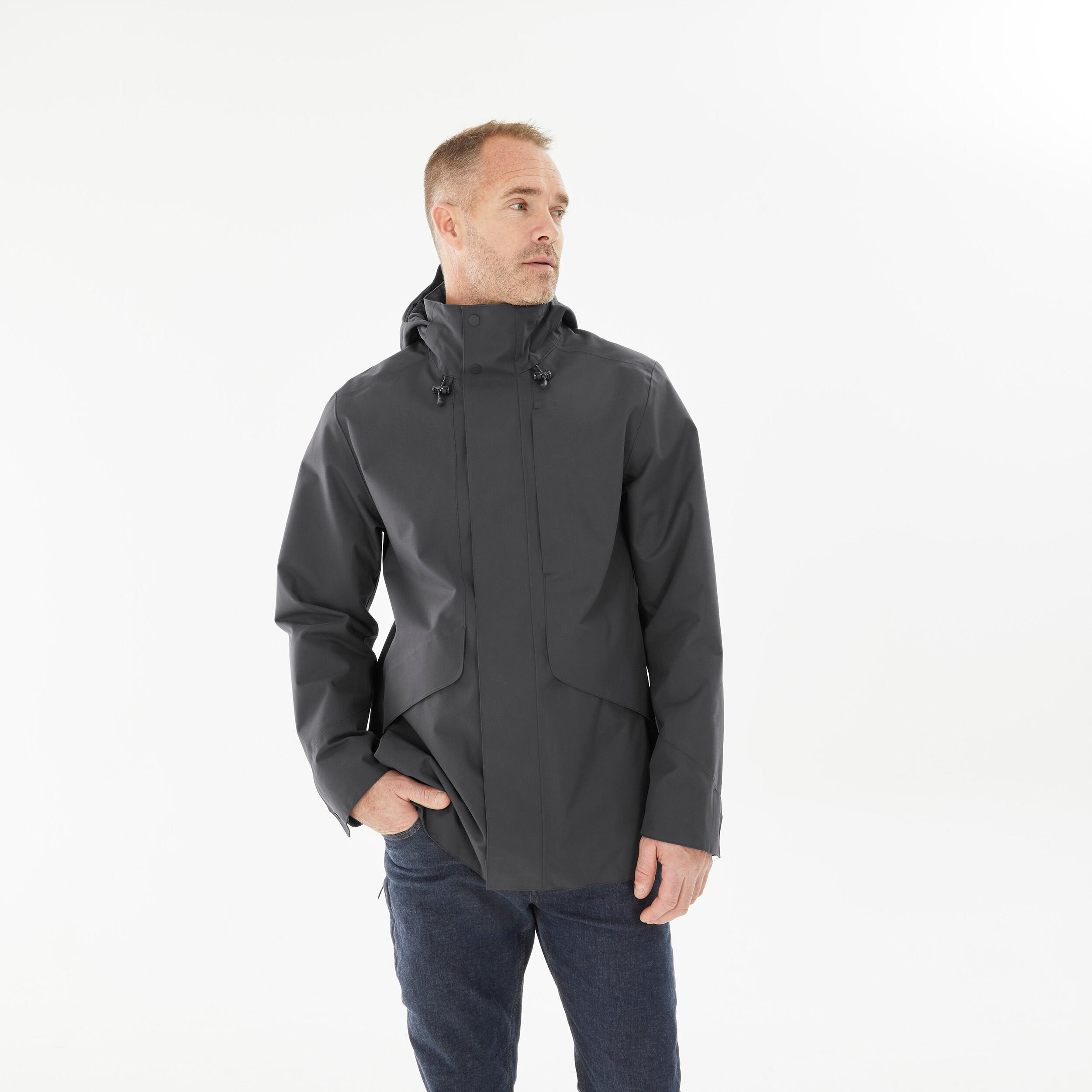 impermeable-homme-334ceo.jpg Veste imperméable de randonnée NH550 Imper Homme Noir – Image 1
