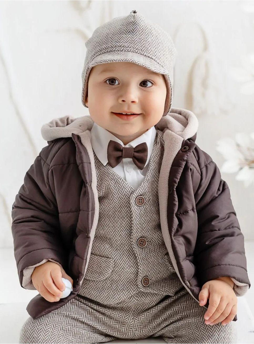 manteau-garcon-249esj-1.jpg Manteau bébé garçon brun chaud – Spécial baptême & cérémonie hiver – Fabrication UE | Boutique Magique – Image 1