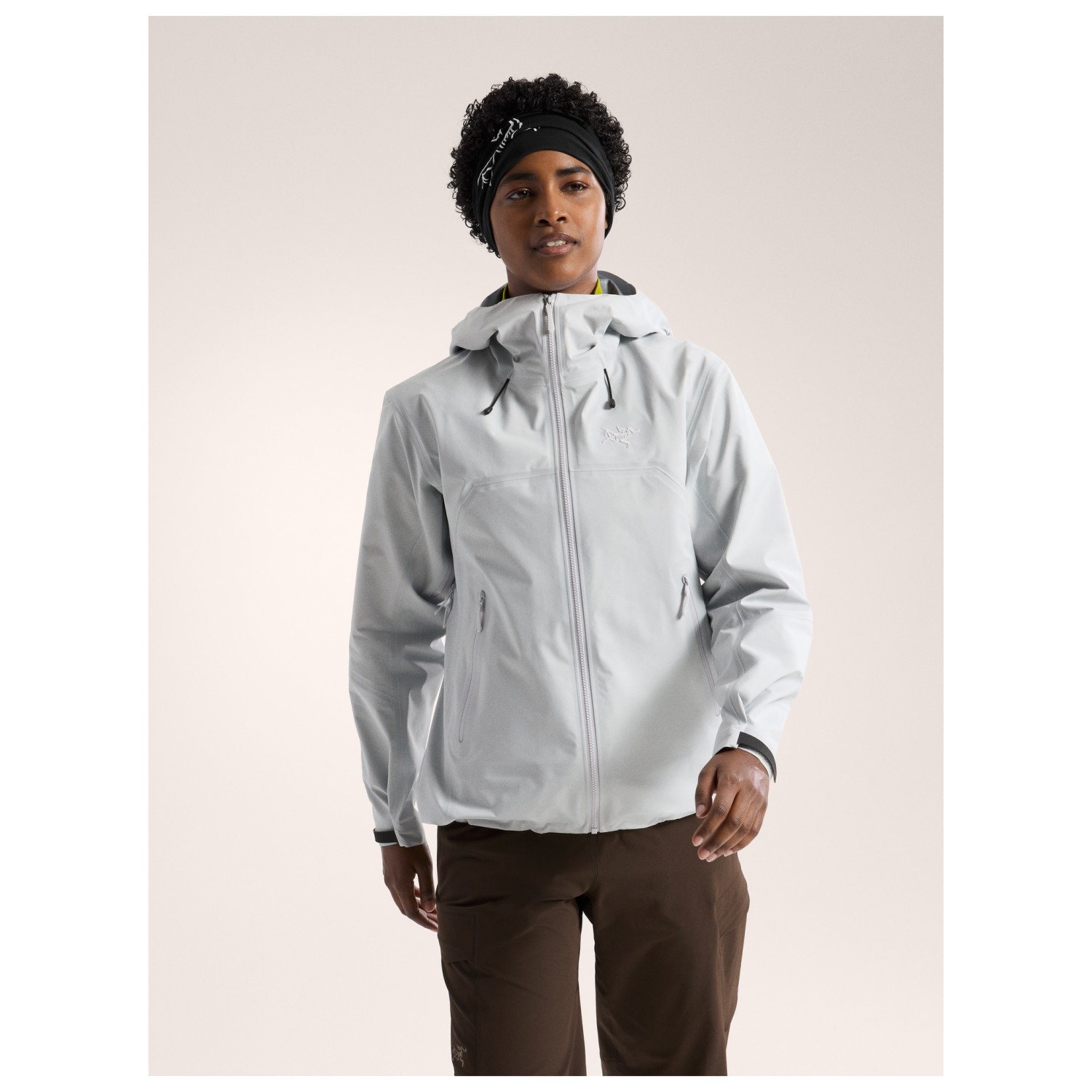 veste-arc-teryx-418qyd-1.jpg Arc'teryx Beta SL Jacket Veste imperméable Femme | Achat en ligne | Alpiniste – Image 1