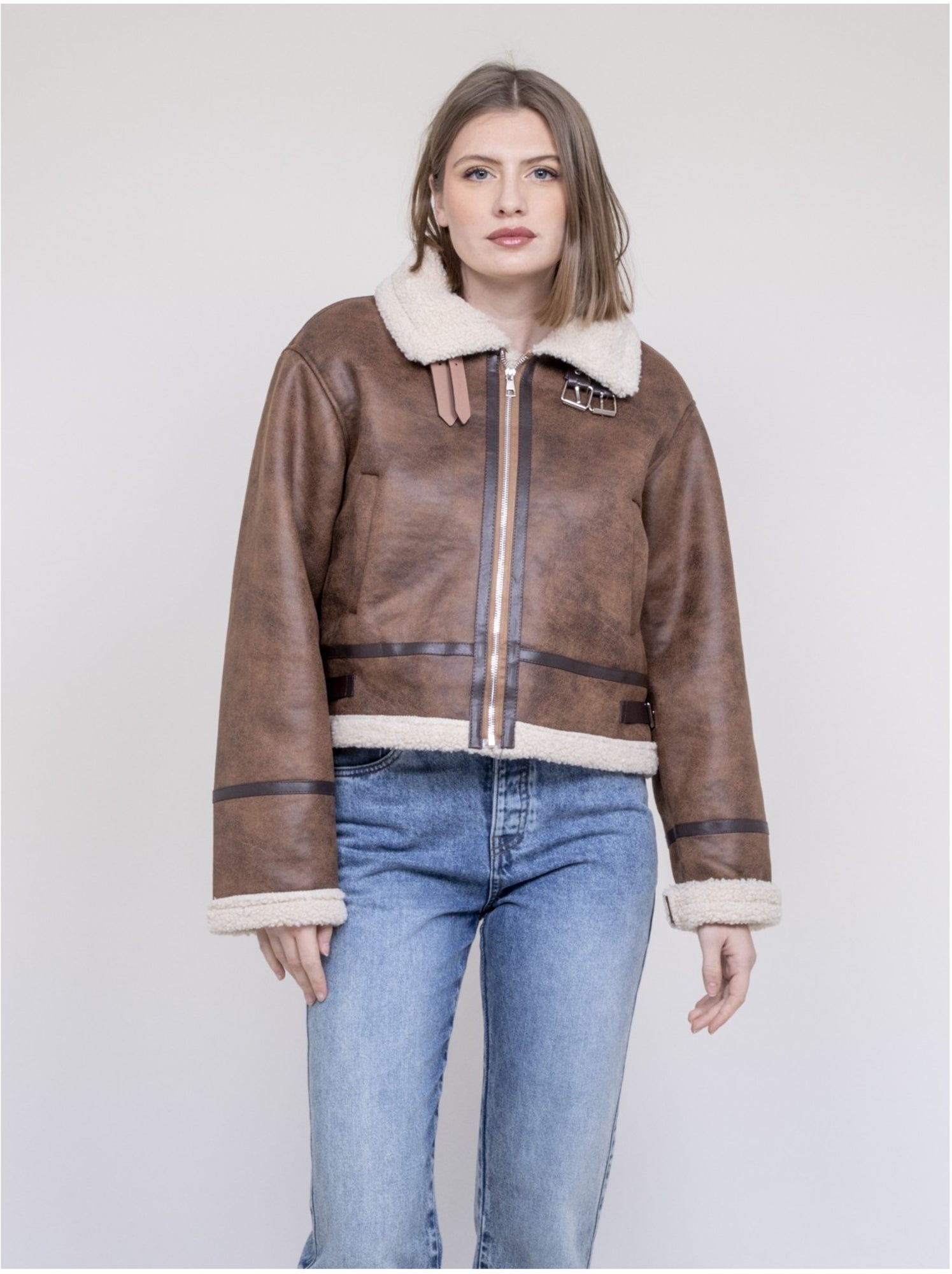 veste-aviateur-femme-835ffz-1.jpg Blouson aviateur UDANE Marron Femme 52.49€ Kiabi – Image 1