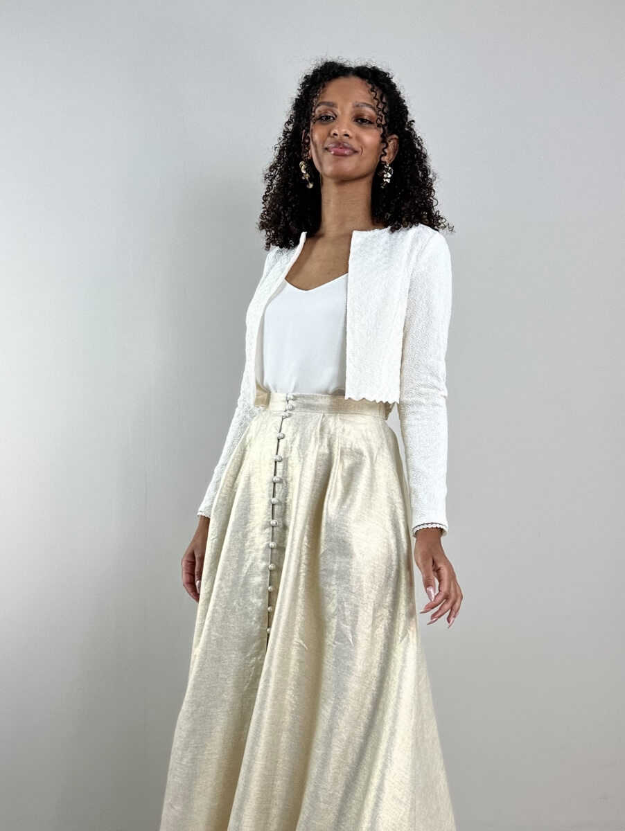 veste-courte-femme-319qnn-1.jpg Veste courte pour mariée | Marielle Maury – Image 1