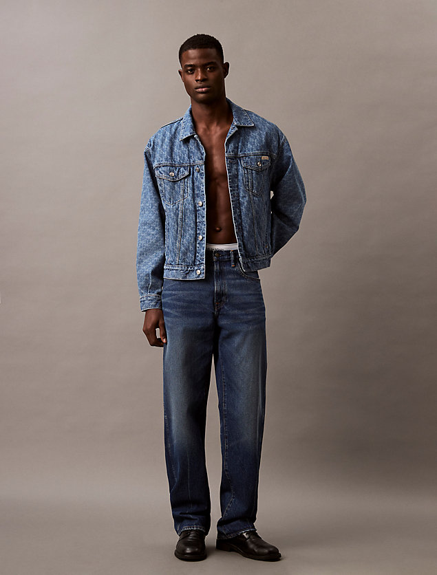 veste-en-jean-homme-140bns-1.jpg Vestes en Jean Homme Oversize et Plus | Calvin Klein® – Image 1