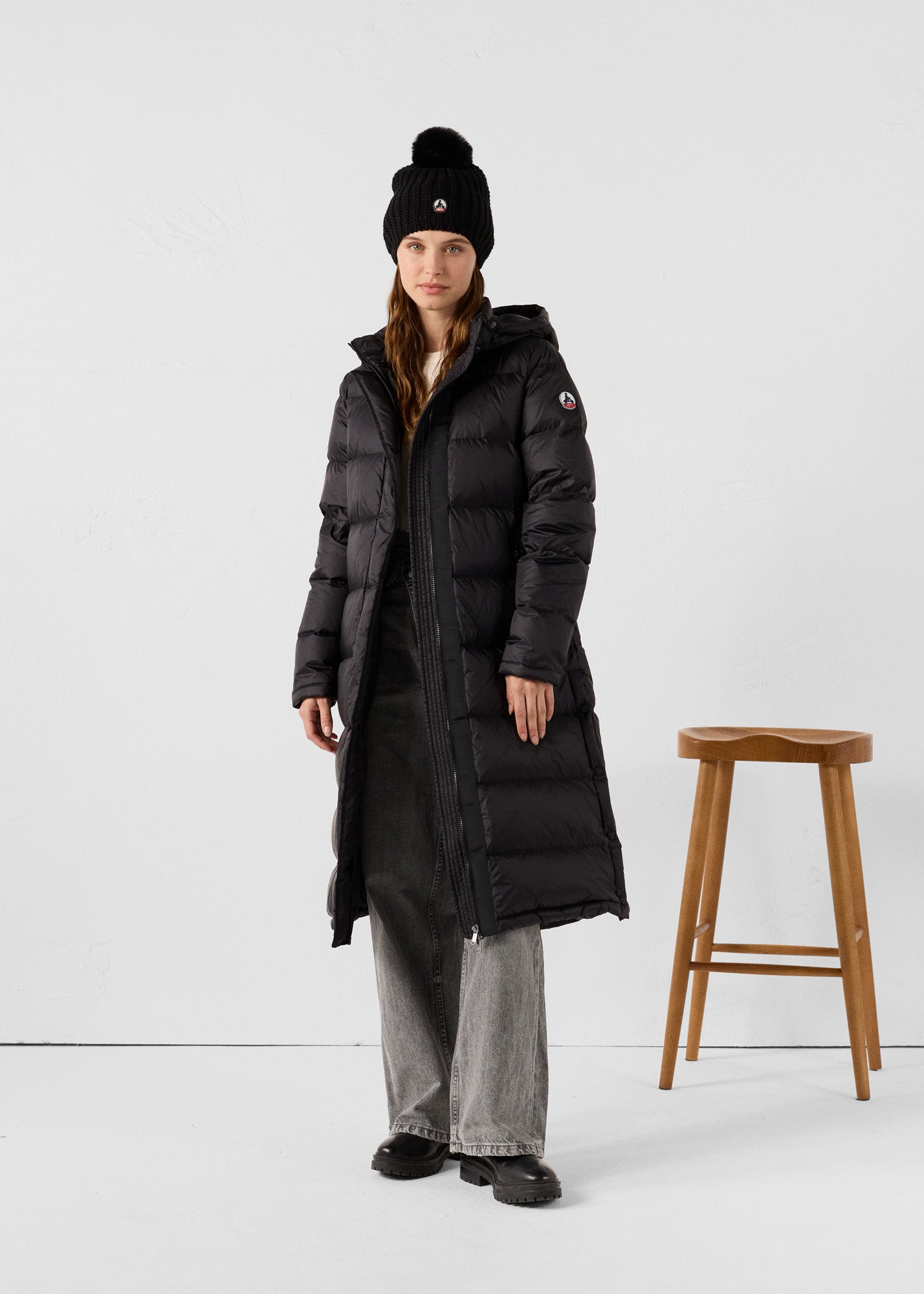 veste-jott-femme-498vvm-1.jpg Doudoune longue à capuche Grand Froid Noir Karachi – Image 1