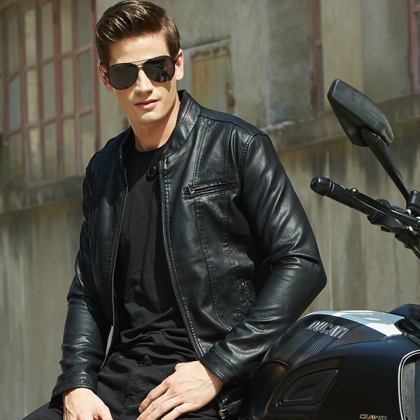 veste-legere-homme-077ooq.jpg Veste légère en cuir pour homme – Image 1