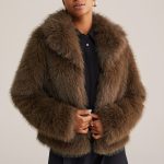 Capuche Fourrure Femme Veste Moumoute Kiabi Le Blouson En Sherpa De Chez Kiabi à 30 Euros