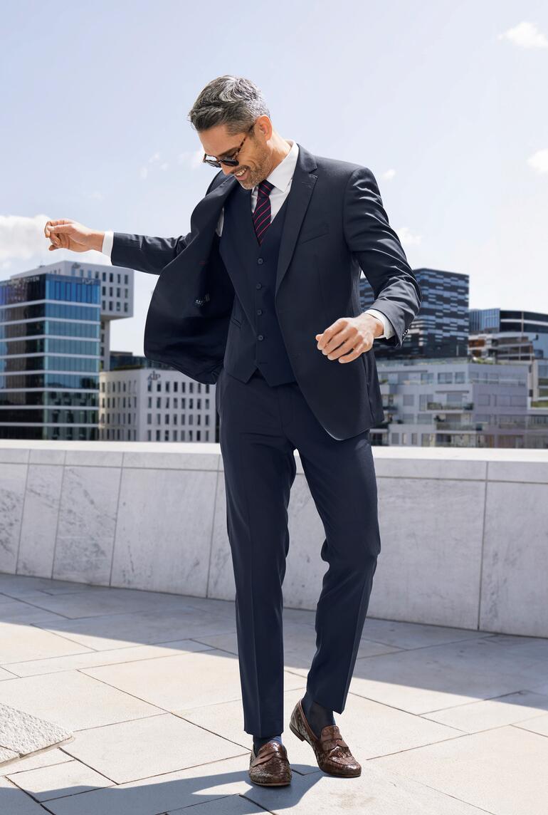veston-homme-240xkw-1.jpg Costume module Super 120 – Image 1